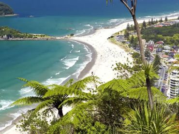 Mount Maunganui Main Beach